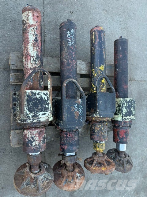 Hausherr Hydraulic supports for drilling rigs Accesorios y repuestos para equipo de perforación