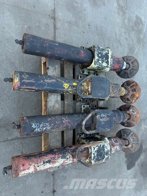Hausherr Hydraulic supports for drilling rigs Accesorios y repuestos para equipo de perforación