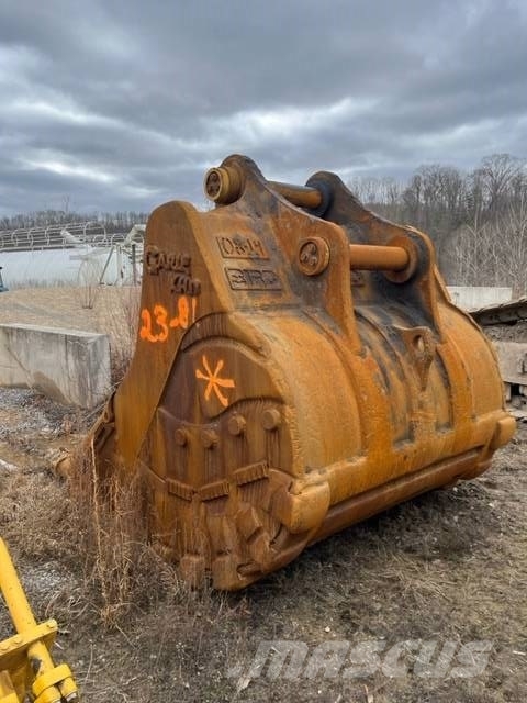 Komatsu PC1250LC-8 Vikšriniai ekskavatoriai
