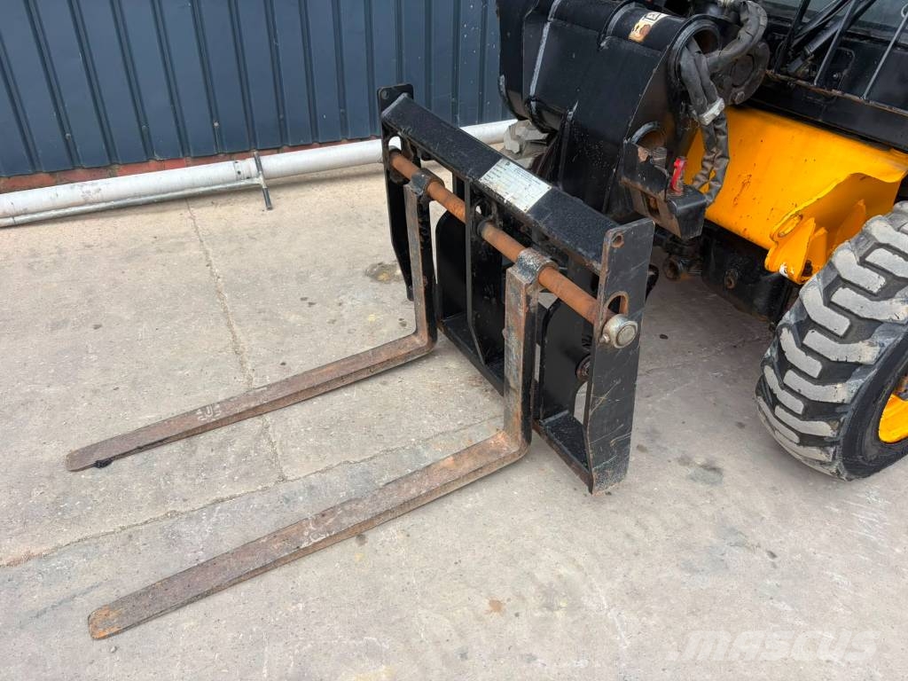 JCB 520-40 Telescopic handlers