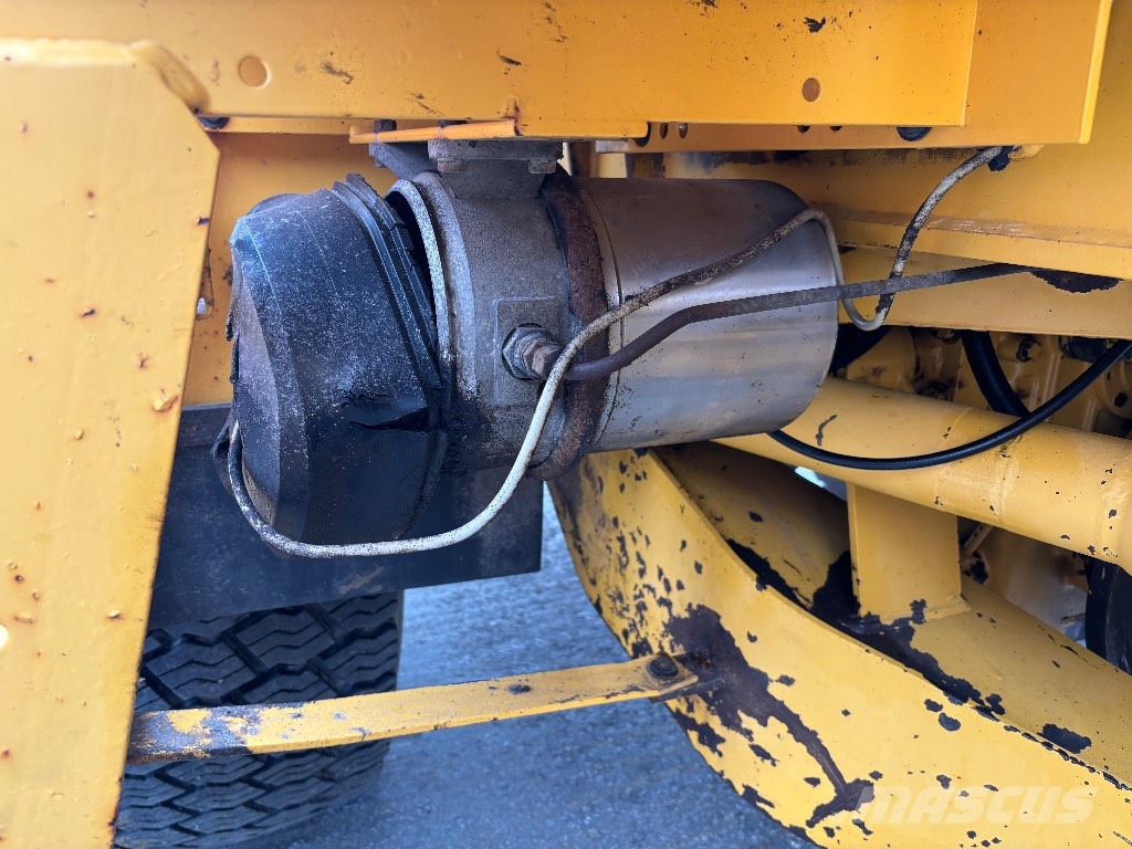 Volvo L 90 C / Kauha, Lisähyd, Rasvari, Vipuohjaus Pyöräkuormaajat