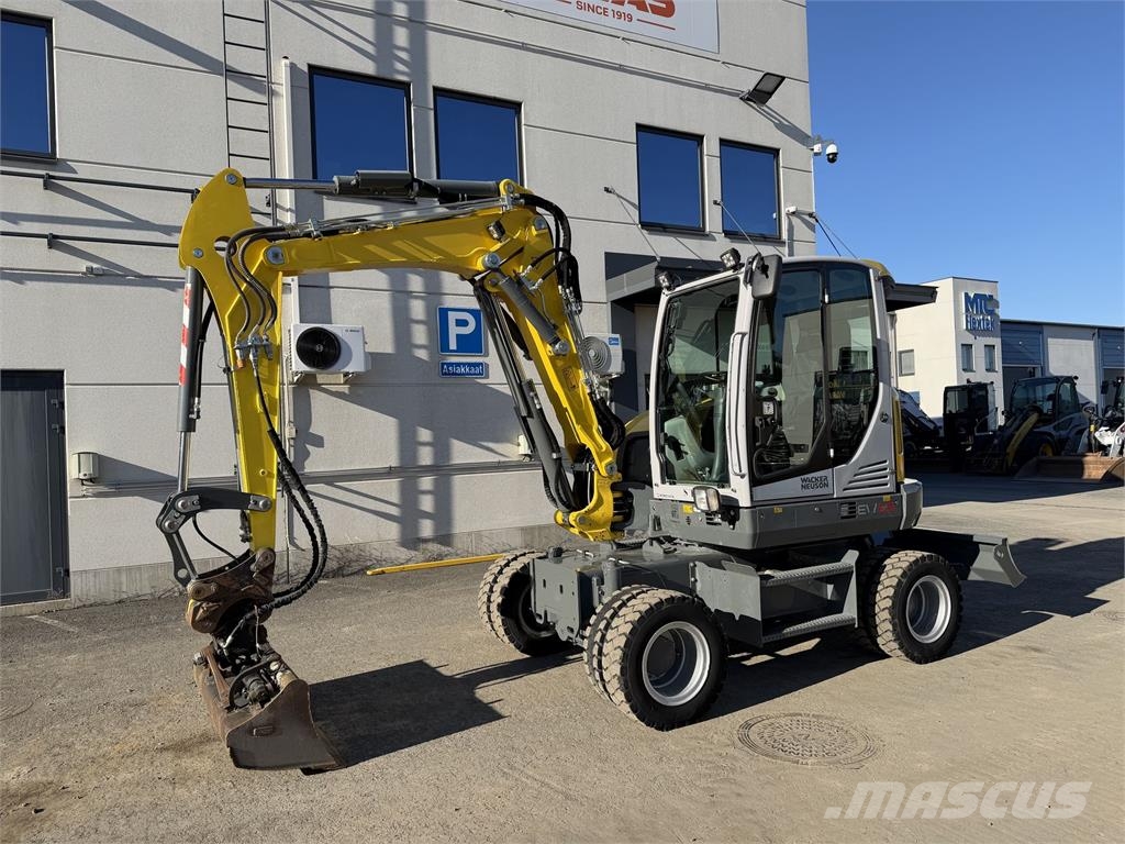 Wacker Neuson EW65 Gravemaskiner på hjul