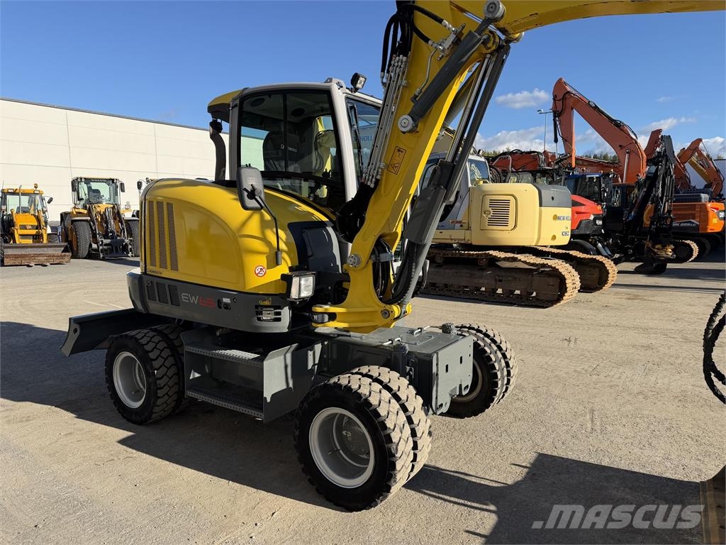 Wacker Neuson EW65 Gravemaskiner på hjul