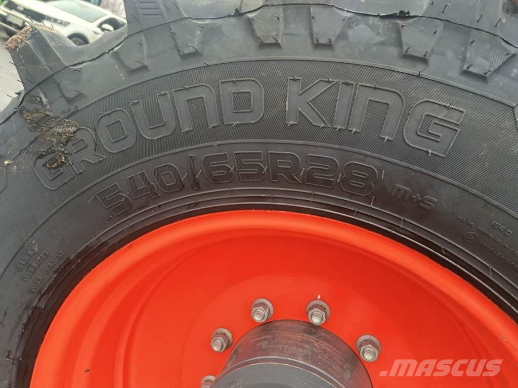 Kubota M 7173 Premium KVT Traktory