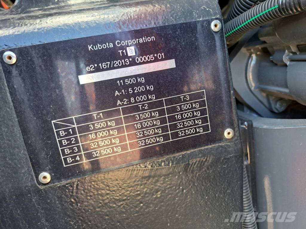 Kubota M 7173 Premium KVT Traktory