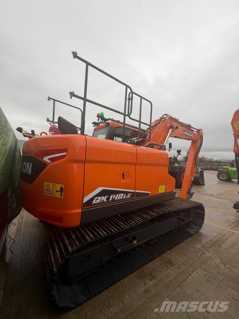Develon DX 140 LC-7 K Excavadoras de cadenas