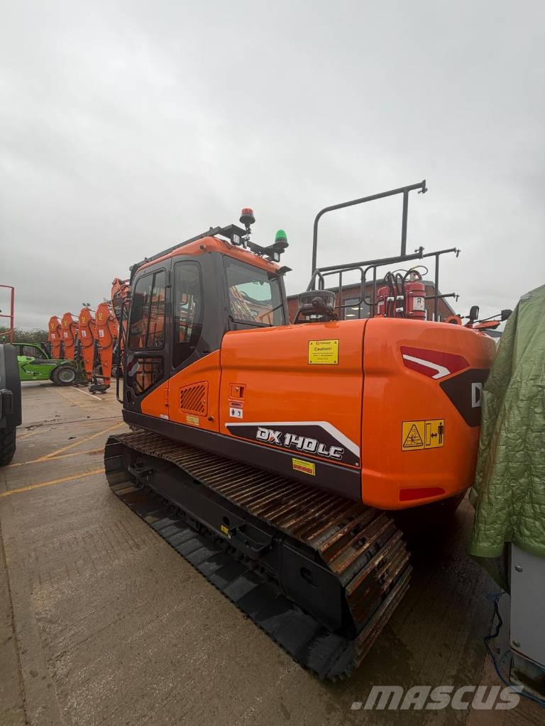 Develon DX 140 LC-7 K Excavadoras de cadenas