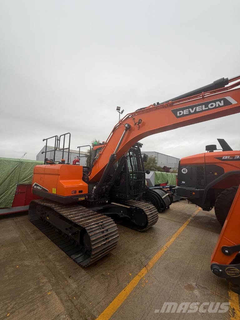 Develon DX 140 LC-7 K Excavadoras de cadenas