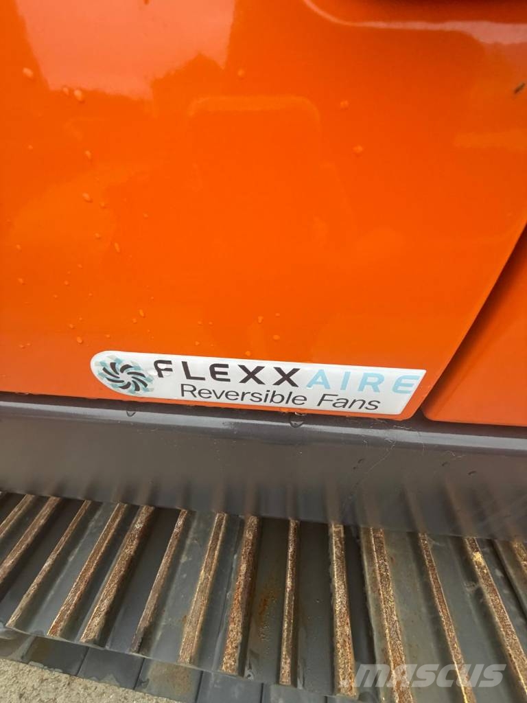 Develon DX 140 LC-7 K Excavadoras de cadenas