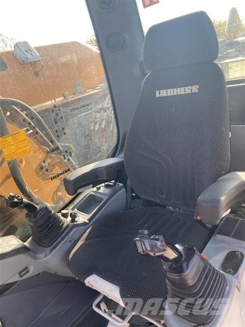 Liebherr R 914 Compact Litronic حفارات زحافة