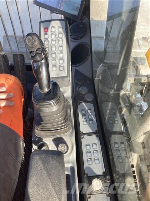 Liebherr R 914 Compact Litronic حفارات زحافة