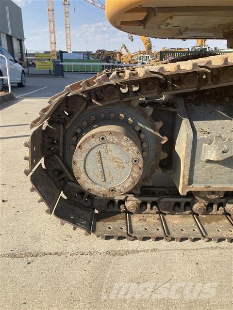 Liebherr R 914 Compact Litronic حفارات زحافة
