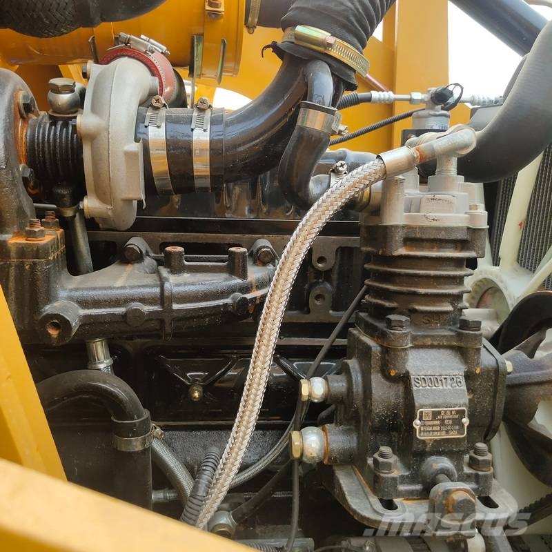 CAT 420 F IT لوادر ذات جرافات عكسية