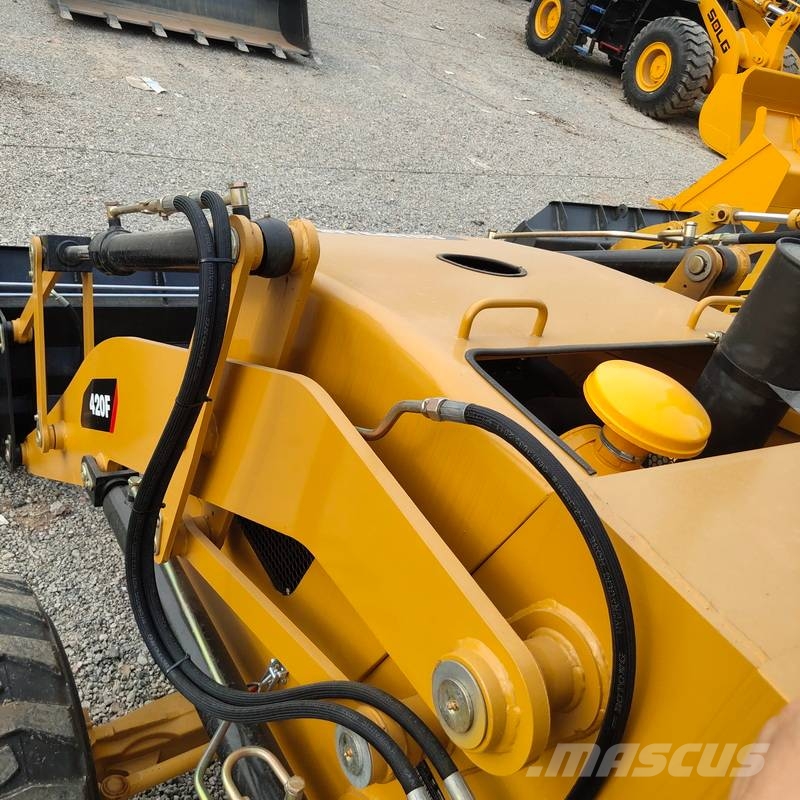 CAT 420 F IT لوادر ذات جرافات عكسية