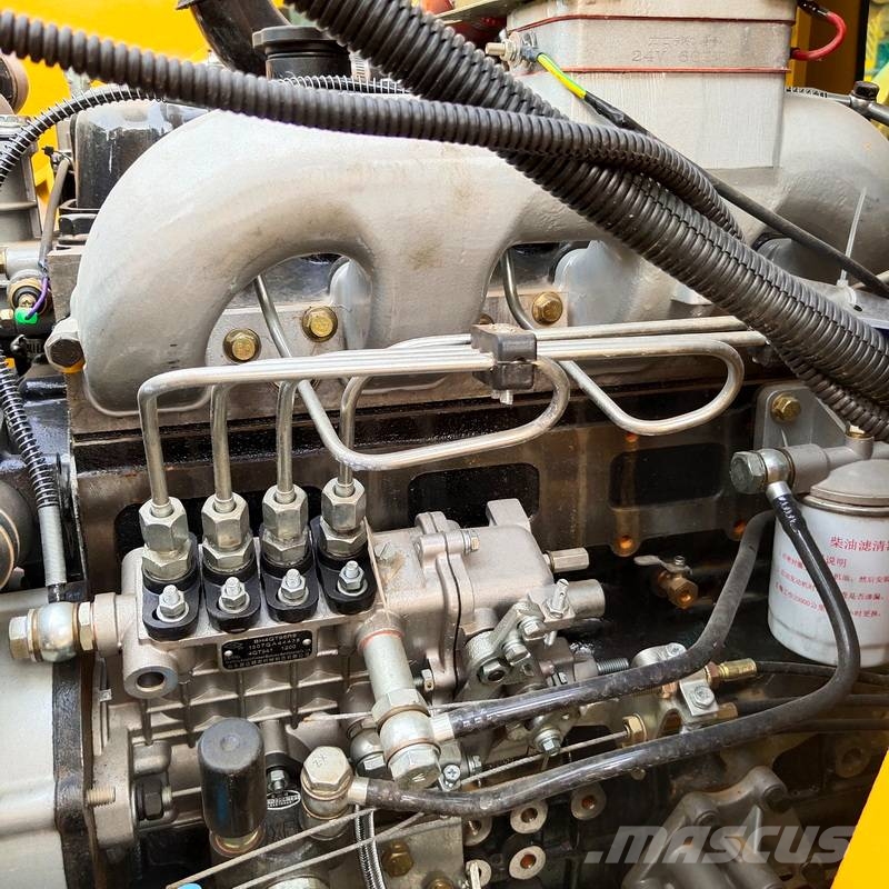CAT 420 F IT لوادر ذات جرافات عكسية