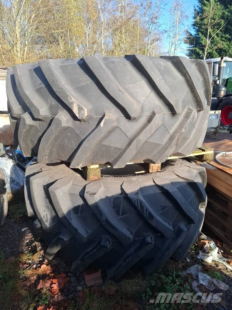 Trelleborg SET TRELLEBROG 710/75R32 COMBINE WHEELS Däck, hjul och fälgar