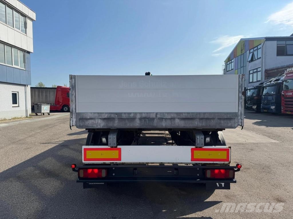 Schmitz Cargobull UOPLYST 2 AXLE - SAF - TRAILER مقطوروات مسطحة/مفصلية الجوانب