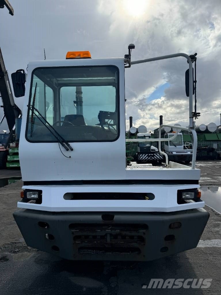 Terberg YT 222 Terminal tractors