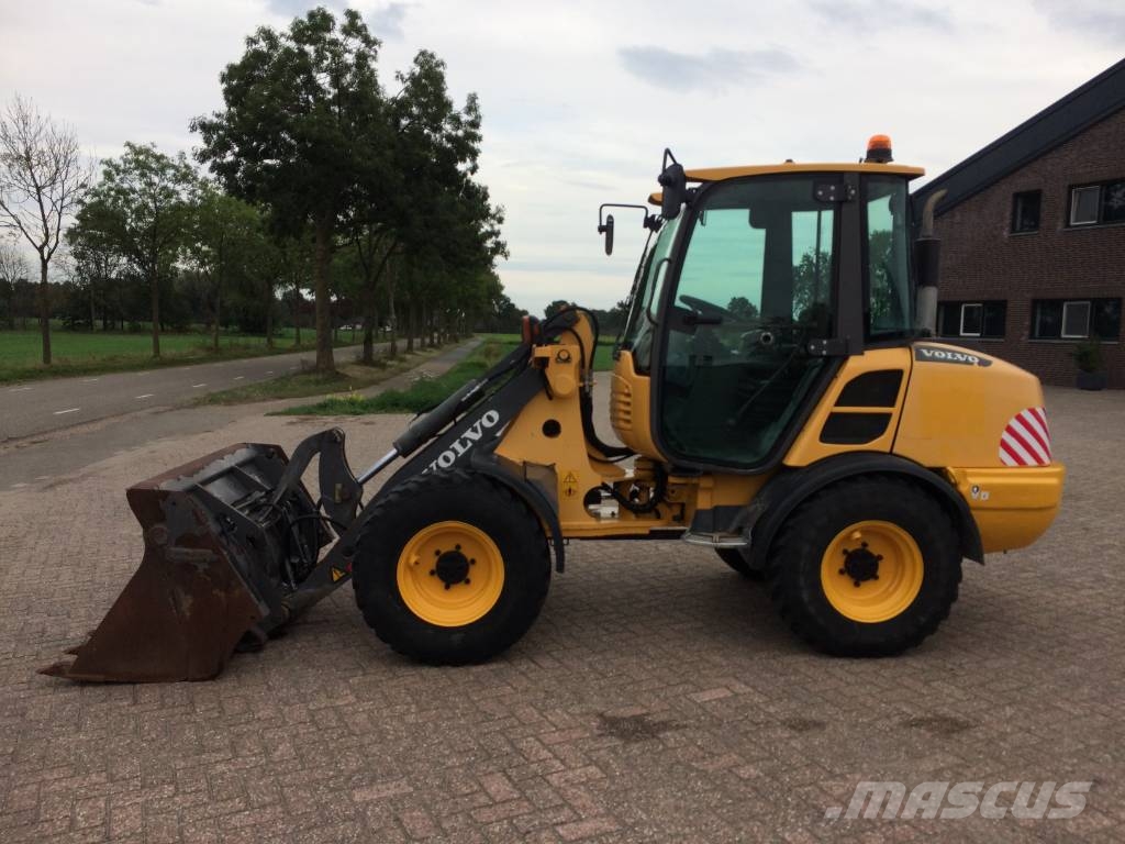Volvo L 25 F Wielladers