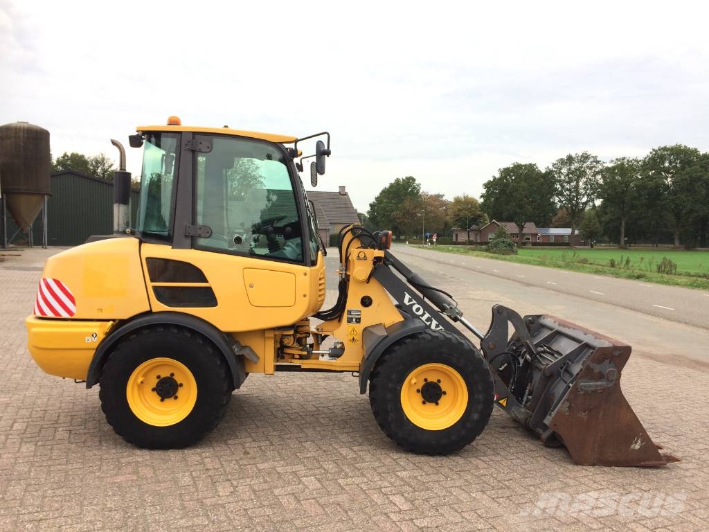 Volvo L 25 F Wielladers