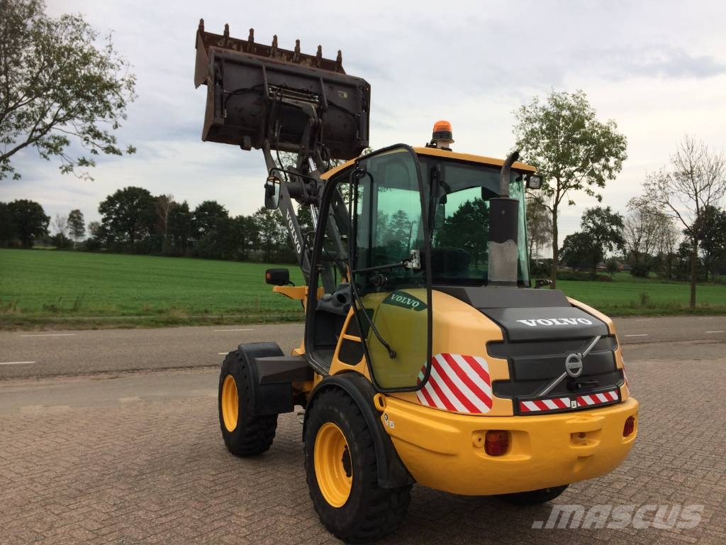 Volvo L 25 F Wielladers