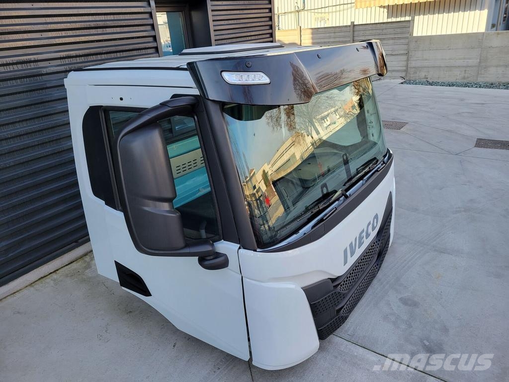 Iveco STRALIS S-WAY T-WAY X-WAY EURO 6 2019 -> Kabiny a interiér