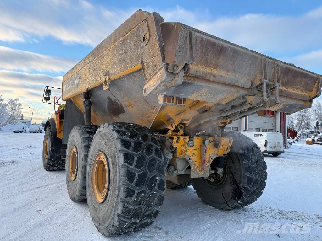 Volvo A 40 GFS + ALAPERÄLAUTA + LAVALÄMPÖPUTKI + KOROKKE ساحبات مفصلية