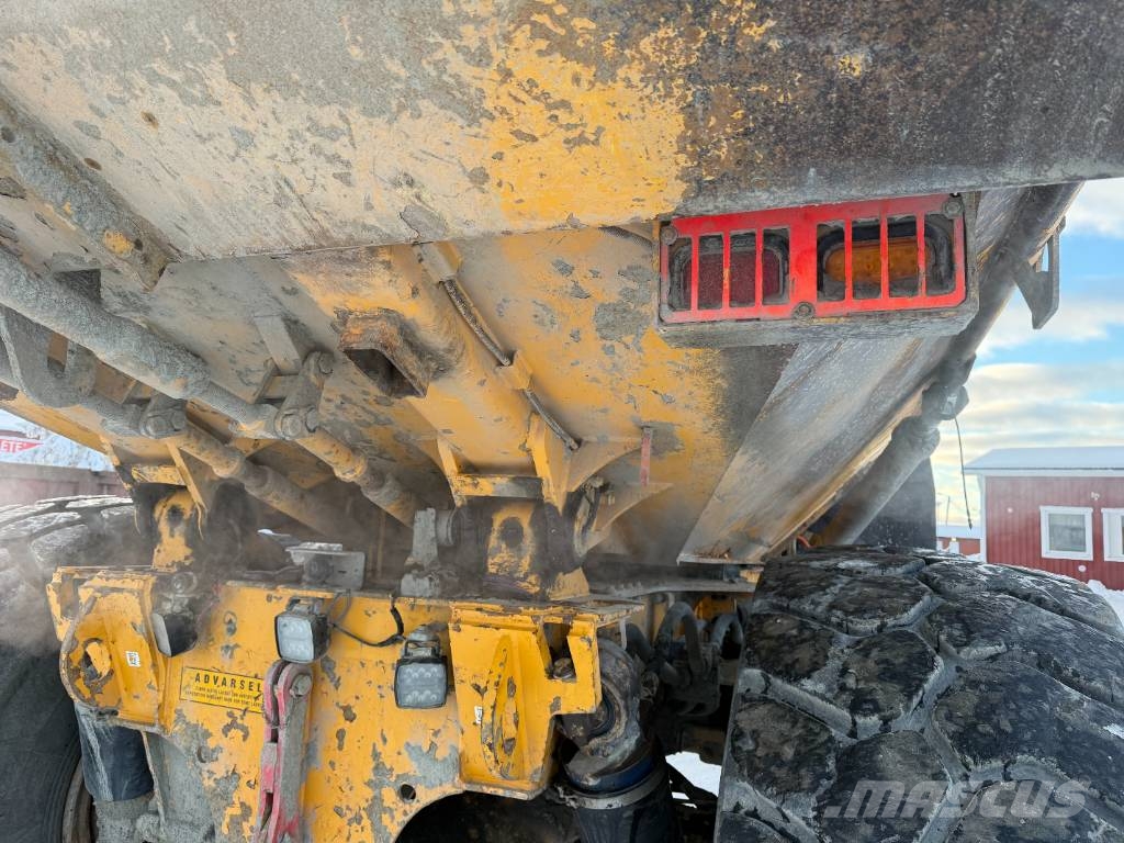 Volvo A 40 GFS + ALAPERÄLAUTA + LAVALÄMPÖPUTKI + KOROKKE ساحبات مفصلية