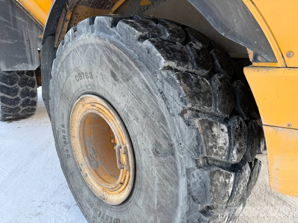 Volvo A 40 GFS + ALAPERÄLAUTA + LAVALÄMPÖPUTKI + KOROKKE ساحبات مفصلية