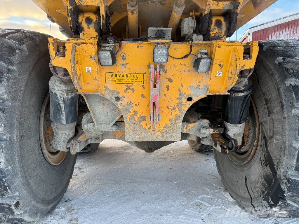 Volvo A 40 GFS + ALAPERÄLAUTA + LAVALÄMPÖPUTKI + KOROKKE ساحبات مفصلية