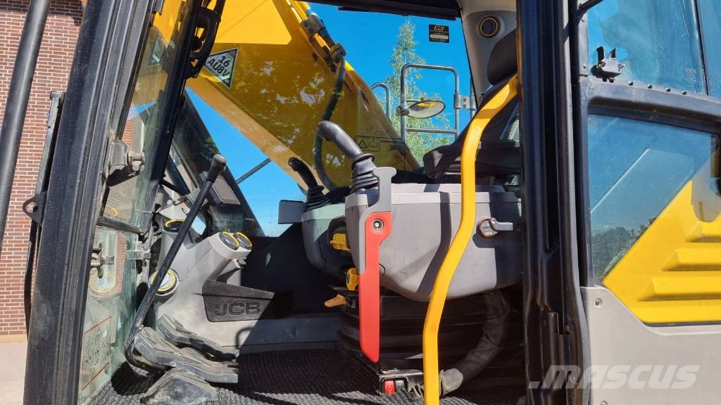 JCB 220X LC Lánctalpas kotrók