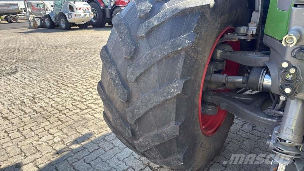 Fendt 933 Vario Gen6 Tractors