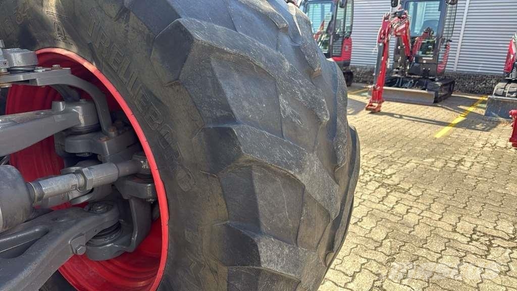 Fendt 933 Vario Gen6 Tractors