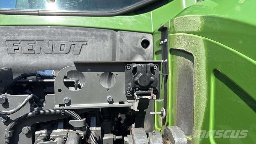 Fendt 933 Vario Gen6 Tractors