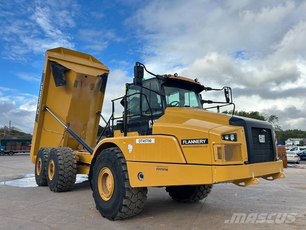 CAT 745 Dumpers articolati