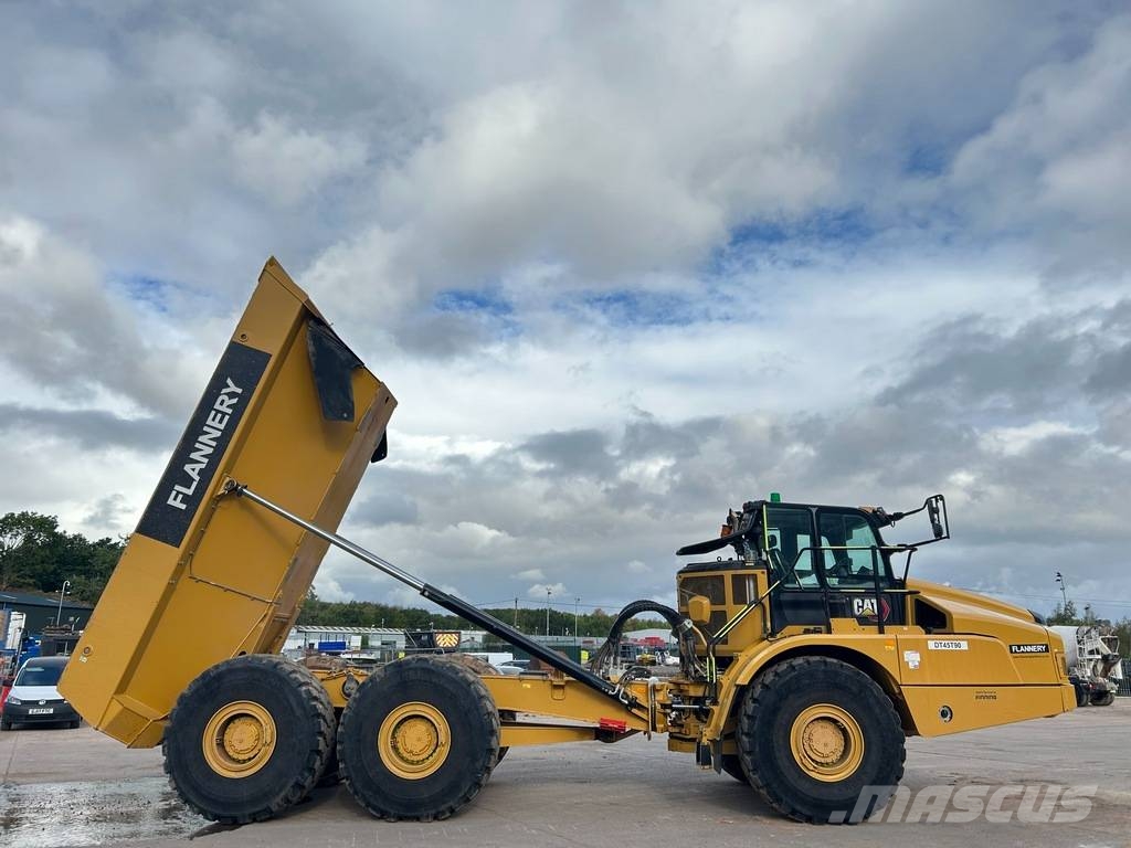 CAT 745 Dumpers articolati
