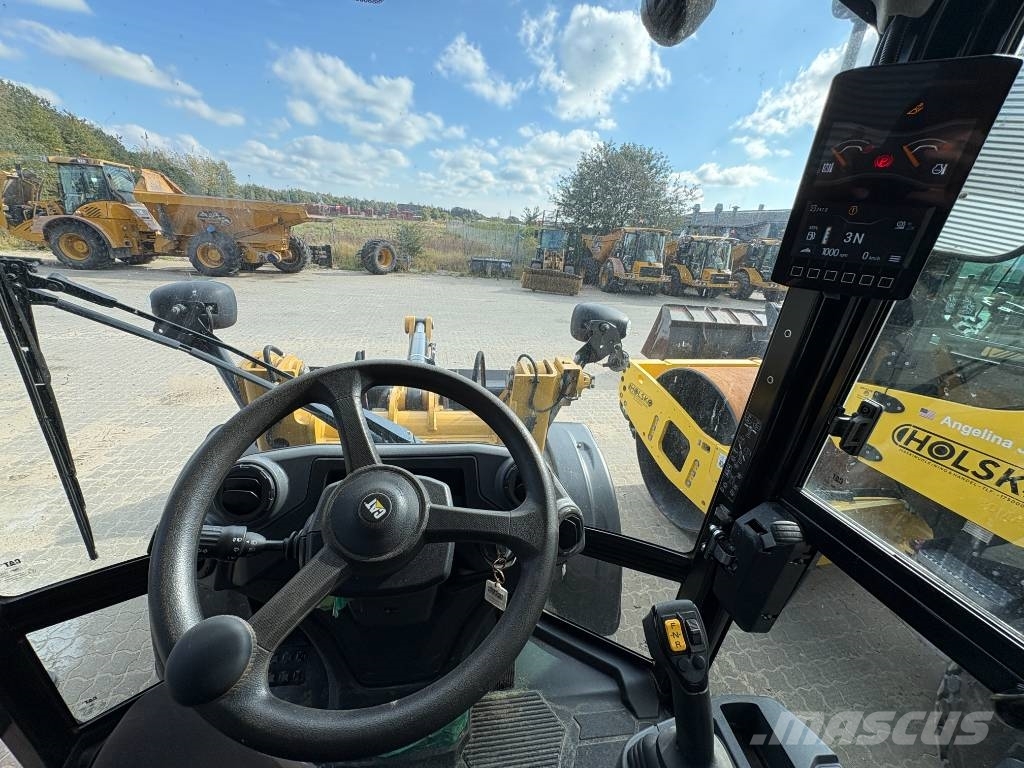 CAT 906 Radlader
