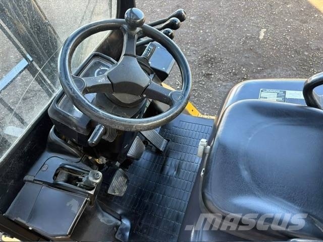 CAT DP 25 N Dieseltrukit