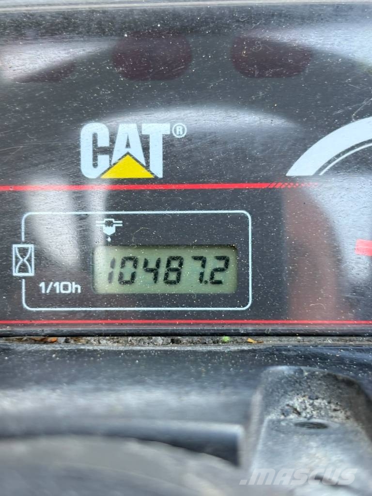 CAT DP 25 N Dieseltrukit