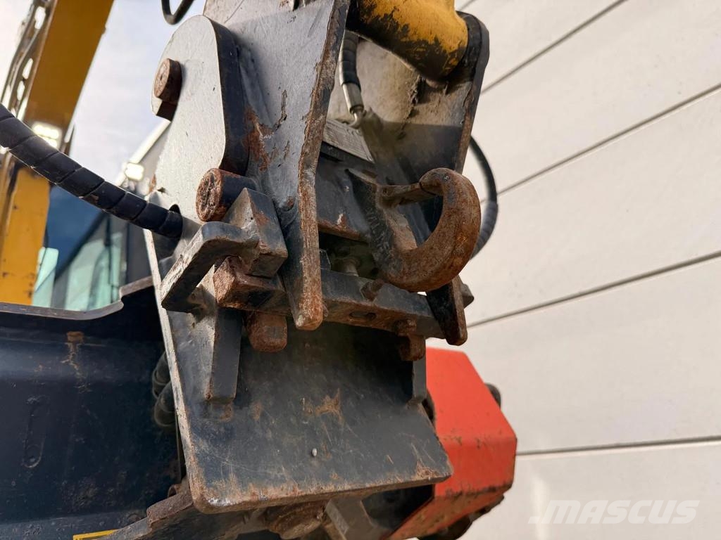 Komatsu PC24MR5 Minibagger < 7t