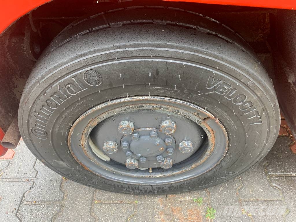 Toyota 2TG20 /02/ V-3879  EO Flughafenausrüstung