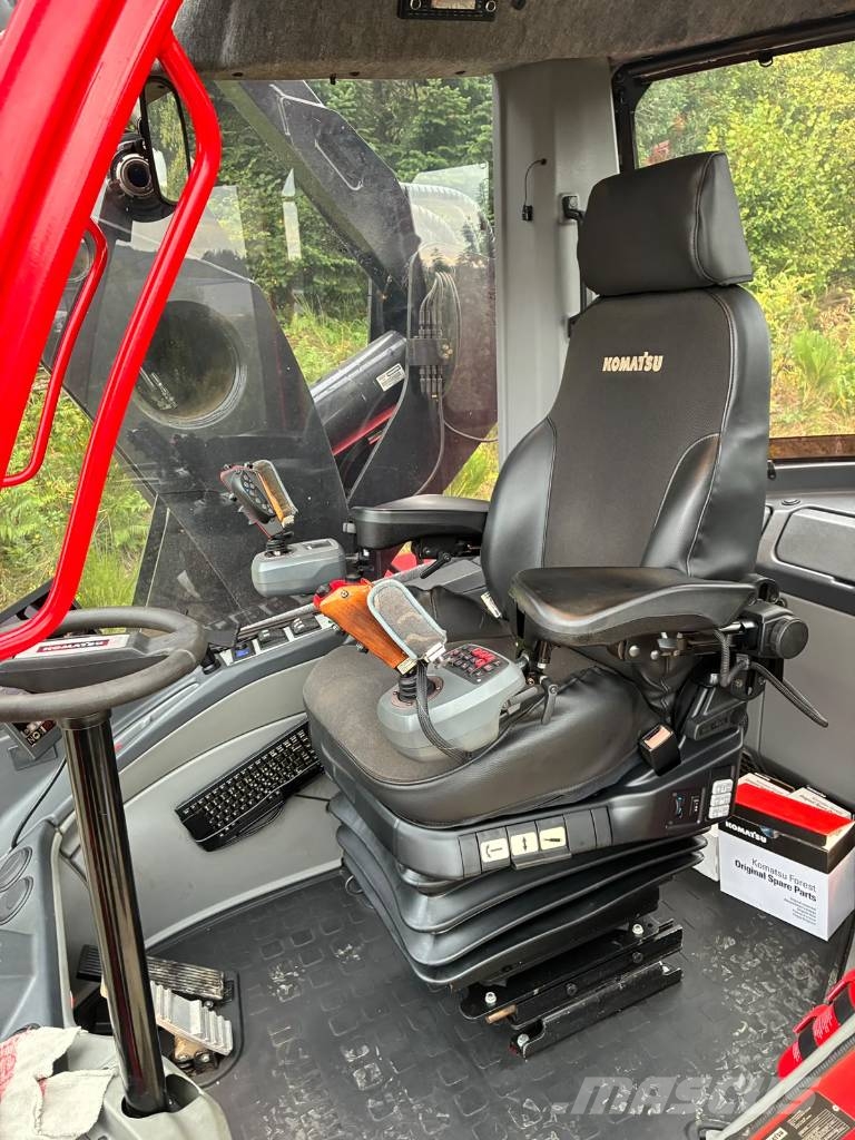 Komatsu 931 XC Cosechadoras