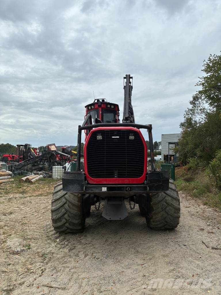 Komatsu 931 XC Cosechadoras