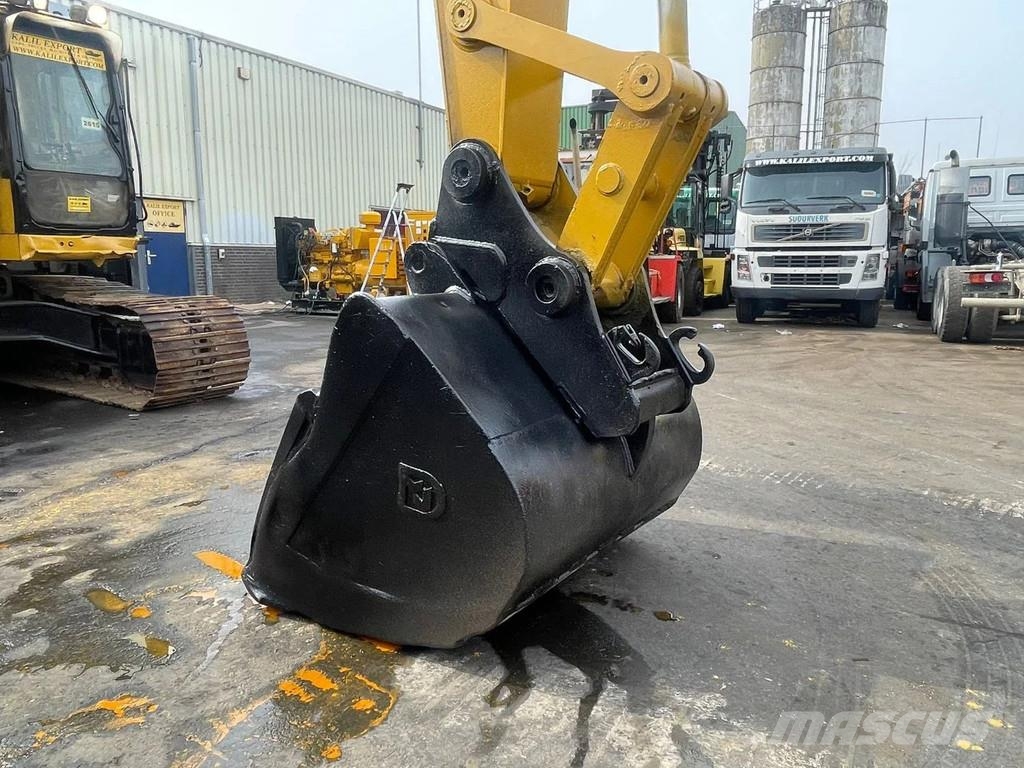 CAT 325L Track Excavator 29T. Hammer Line Aircondition Rupsgraafmachines
