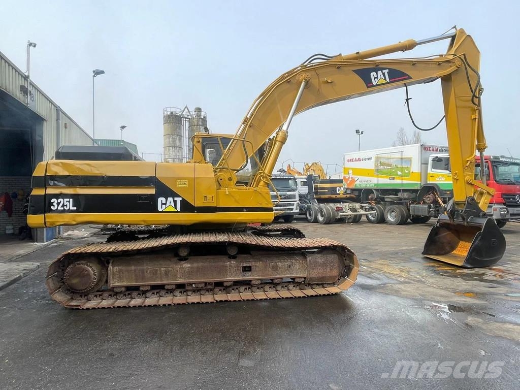CAT 325L Track Excavator 29T. Hammer Line Aircondition Rupsgraafmachines