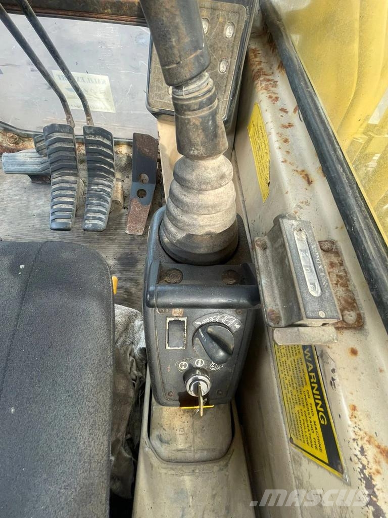 CAT 325L Track Excavator 29T. Hammer Line Aircondition Rupsgraafmachines