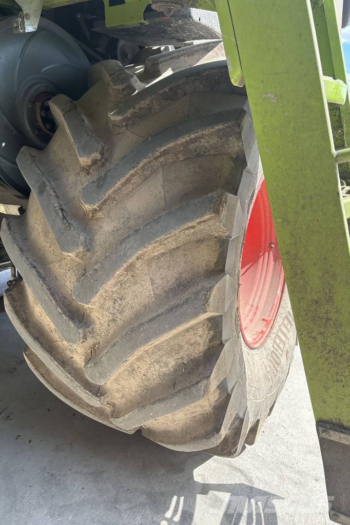 CLAAS Lexion 650, Servad enl intervall Θεριζοαλωνιστικές μηχανές