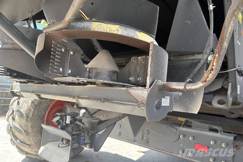 CLAAS Lexion 650, Servad enl intervall Θεριζοαλωνιστικές μηχανές
