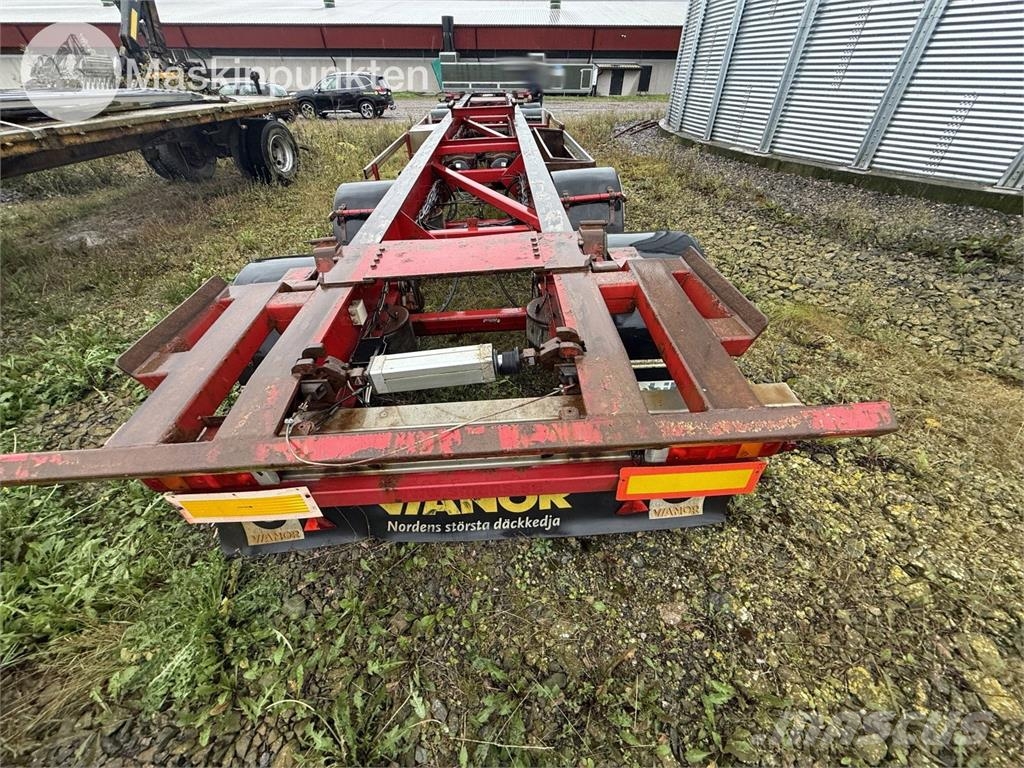 Roadex LVS 38 Razstavljive prikolice