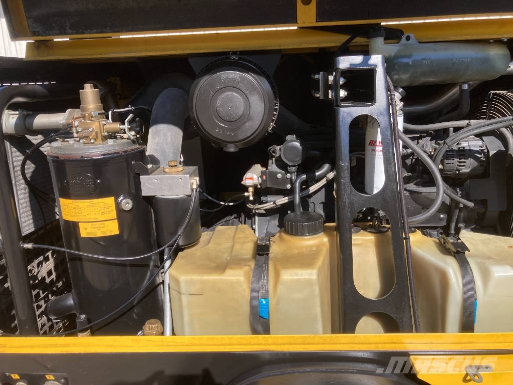 Kaeser M 122 مكابس